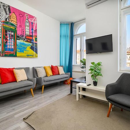 5 Bedrooms Keleti-Home ブダペスト エクステリア 写真