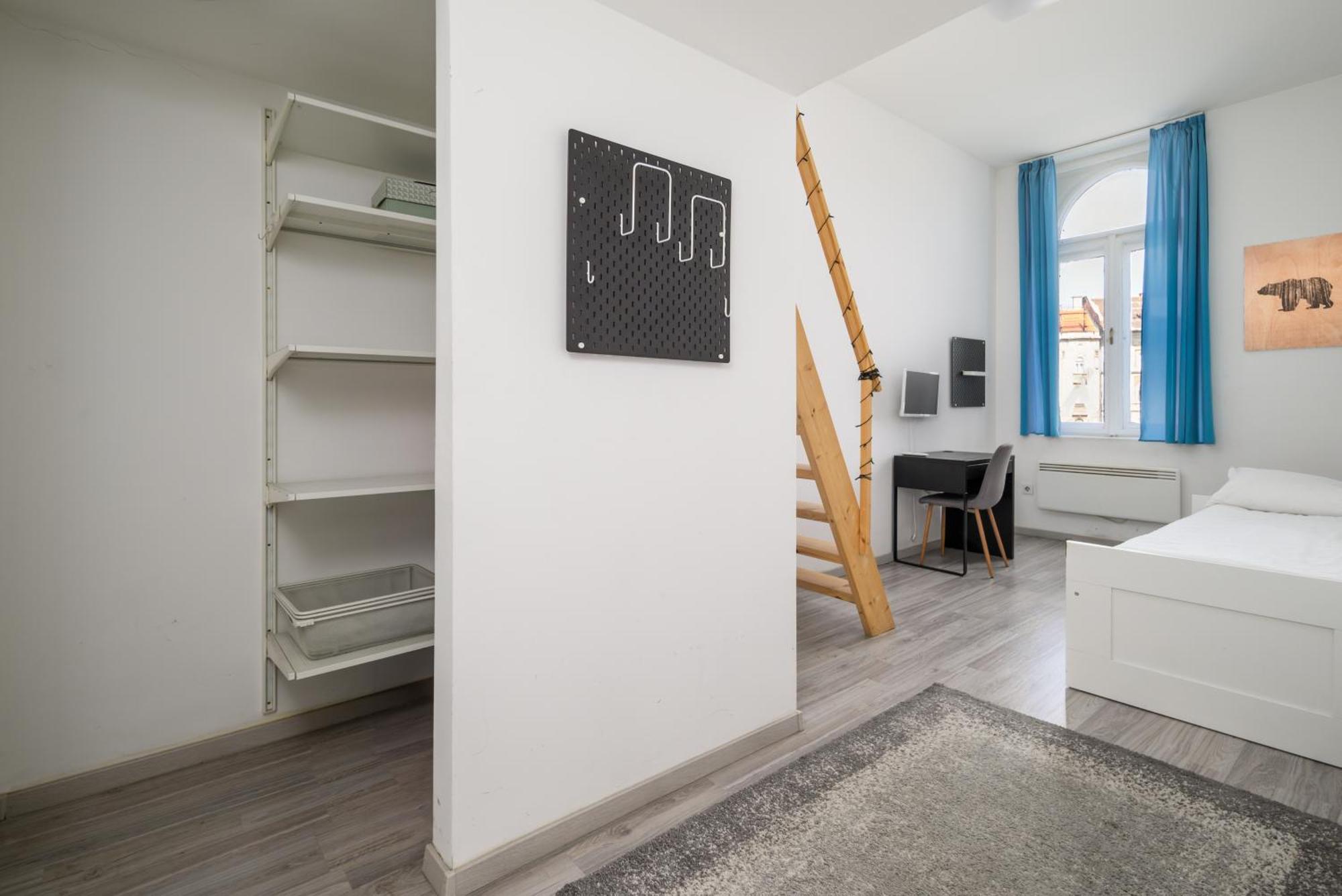 5 Bedrooms Keleti-Home ブダペスト エクステリア 写真