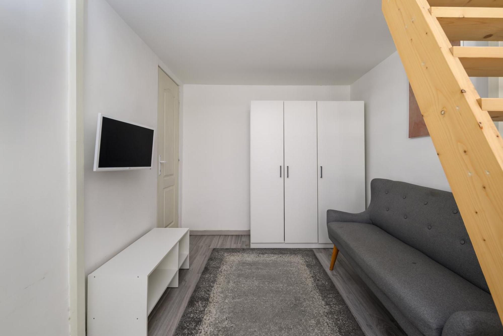 5 Bedrooms Keleti-Home ブダペスト エクステリア 写真