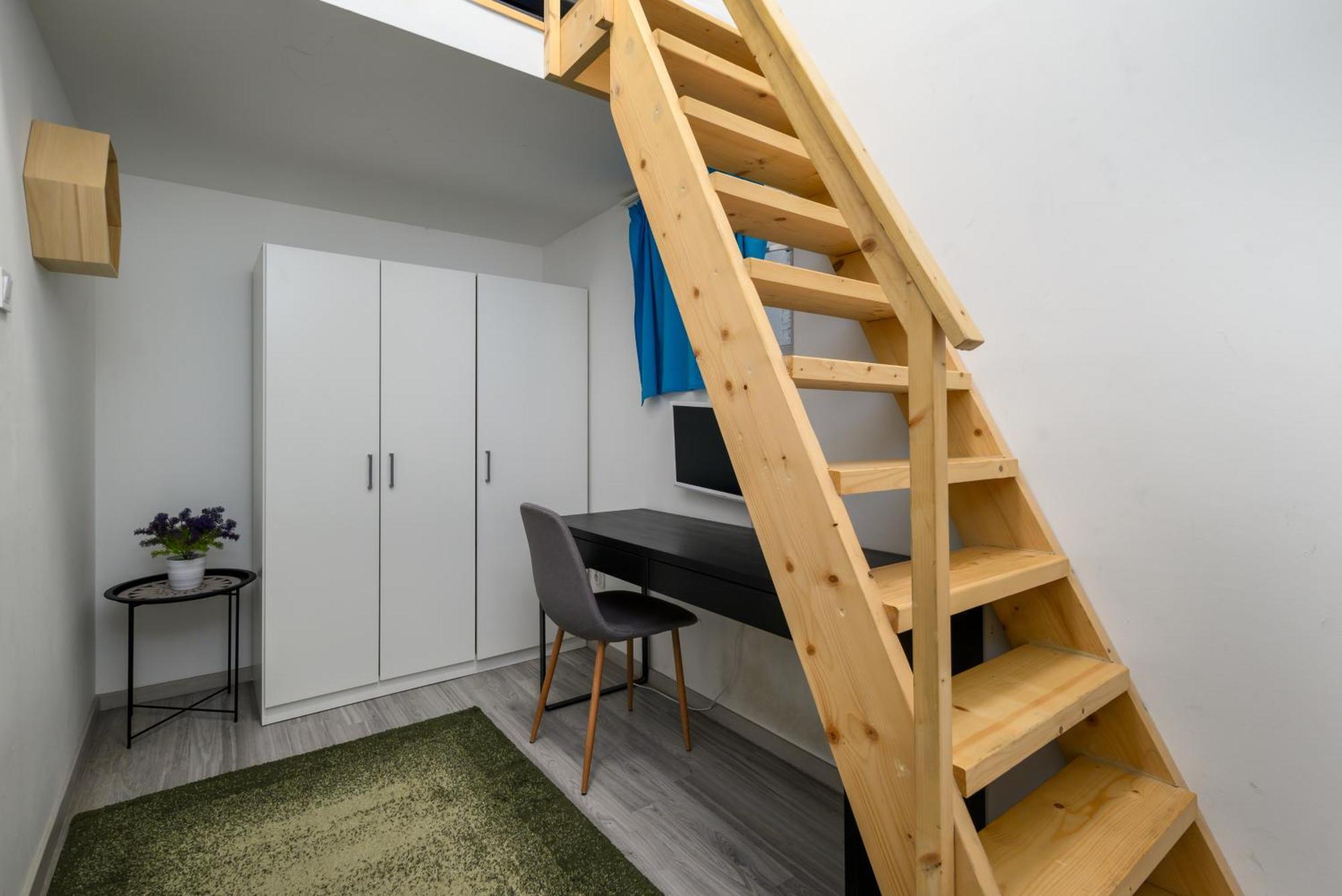 5 Bedrooms Keleti-Home ブダペスト エクステリア 写真