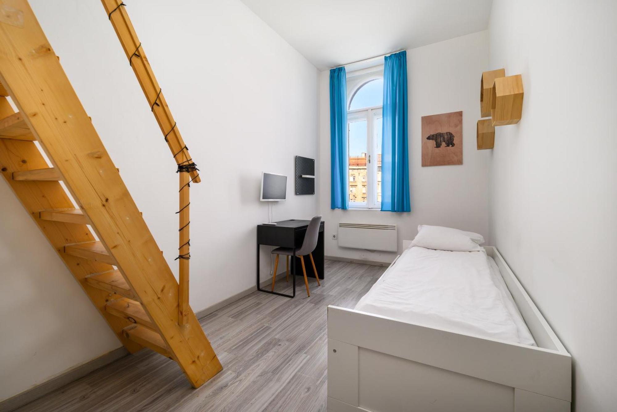 5 Bedrooms Keleti-Home ブダペスト エクステリア 写真