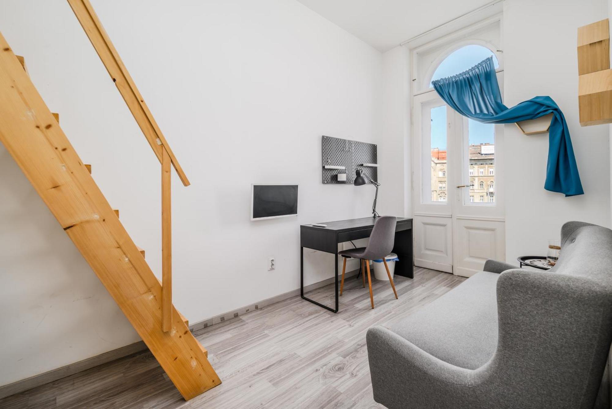 5 Bedrooms Keleti-Home ブダペスト エクステリア 写真